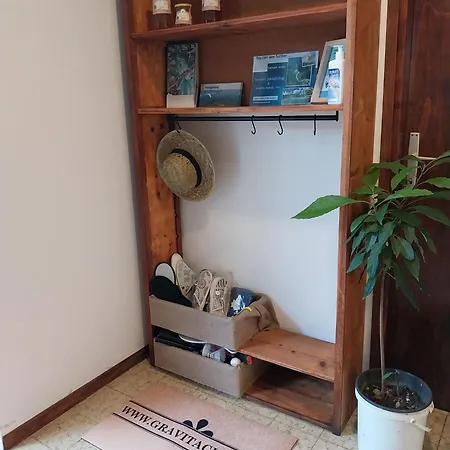 Gravitacija West Daire